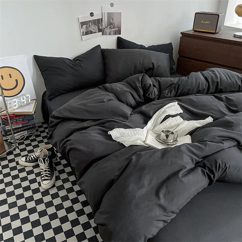 Ins Style Bedding Set Washed Cotton Duvet Cover Pillowcase Solid Color Soft Comforer Quilt Cover Bedspreads Bed Linen Flat Sheet